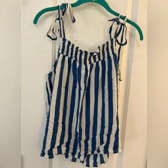 Candace Cameron Bure Blue White Striped Top w/ shoulder ties Medium - Picture 1 of 4